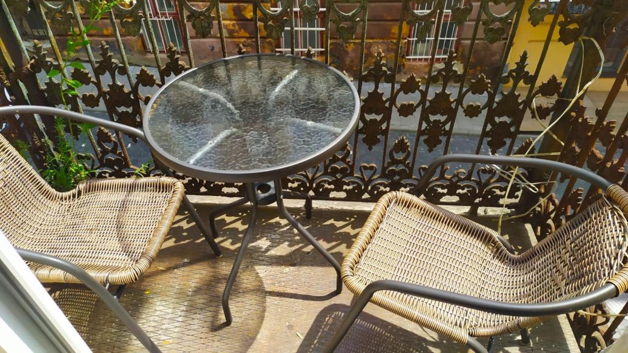 Ляльковий Театр Не Мансарда Lviv Exterior photo
